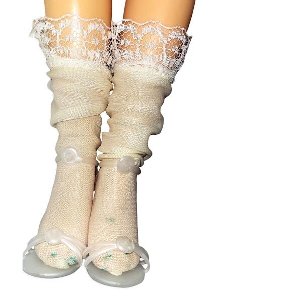 19" 50s Vintage Teenage High Heel Fashion Doll~ Wedding Dress & Heels By Uneeda - Picture 9 of 16